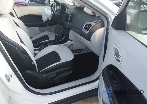 2020 Jeep Compass Sun And Safety Fwd из США, поврежденный, VIN 3C4NJCBB8LT231268